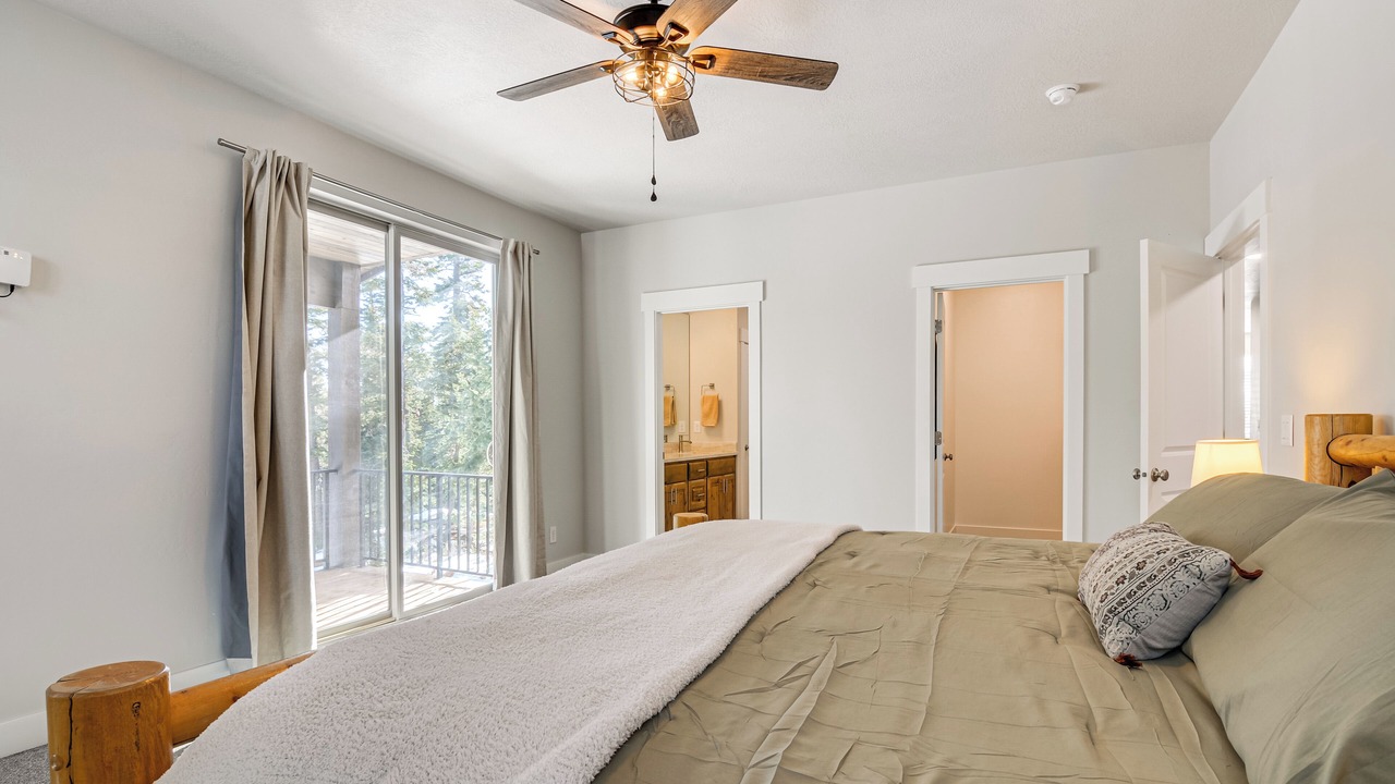 Photo of Bedroom in Meadow View Heights