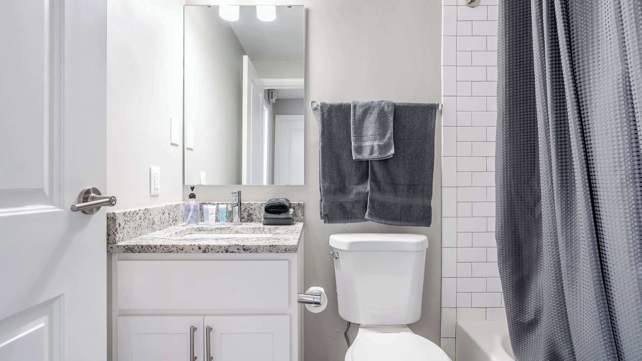 Photo of Bathroom in Mile Square