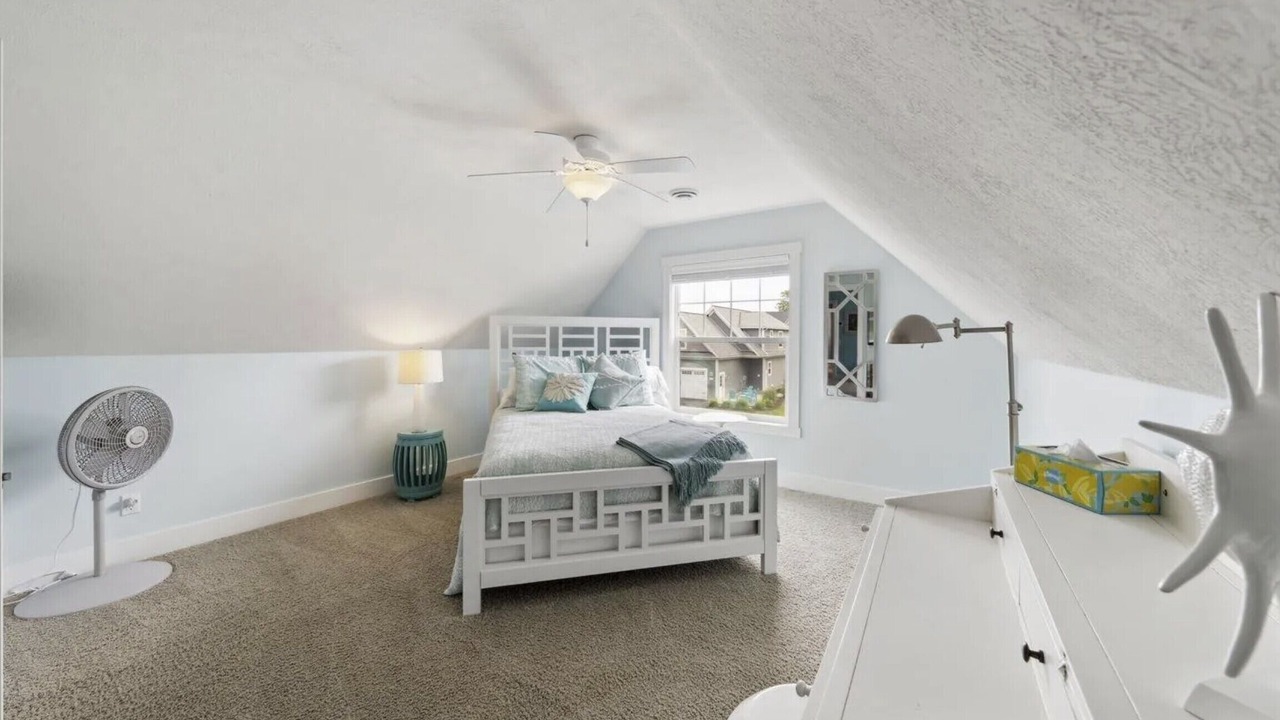 Photo of Bedroom in Marblehead