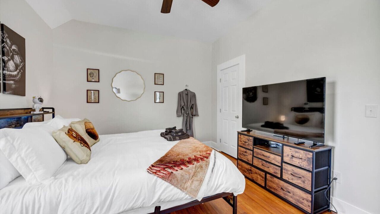 Photo of Bedroom in Columbia