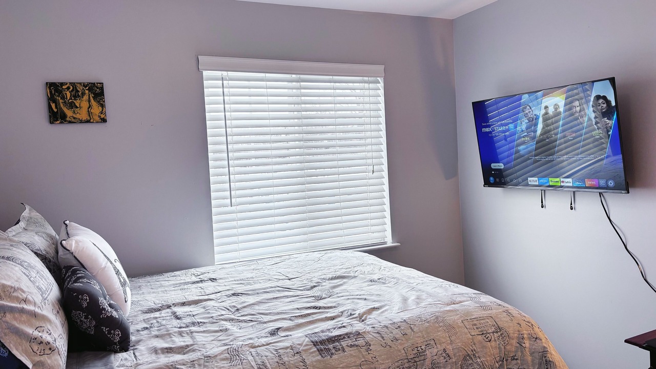 Photo of Bedroom in Madison Heights