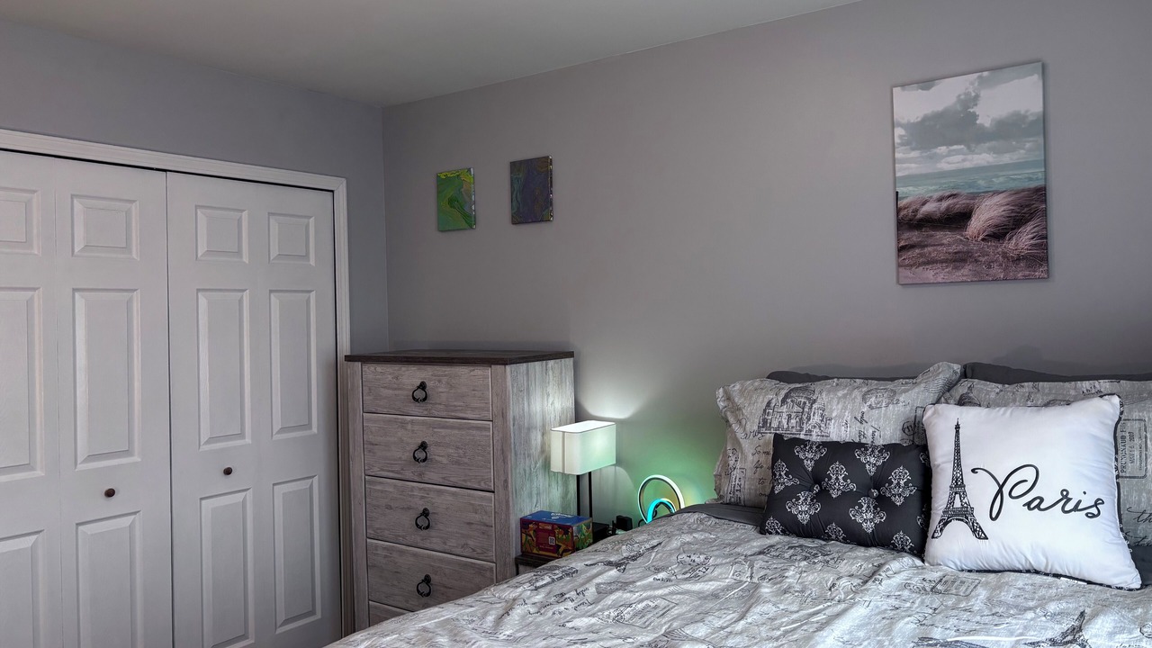 Photo of Bedroom in Madison Heights