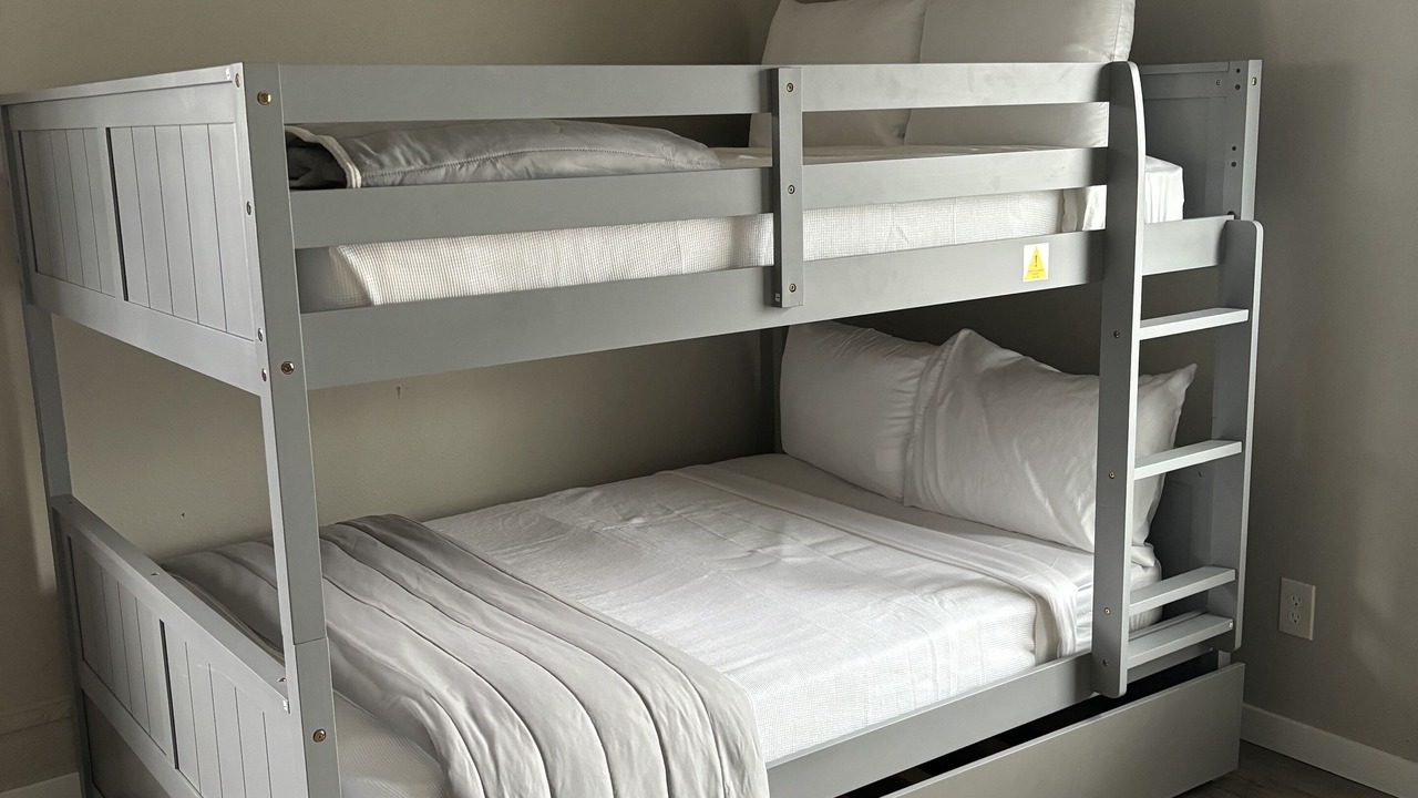 Photo of Bedroom in Athol