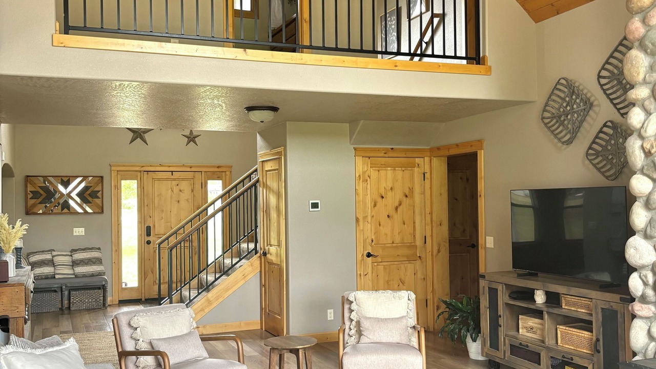 Photo of Livingroom in Athol
