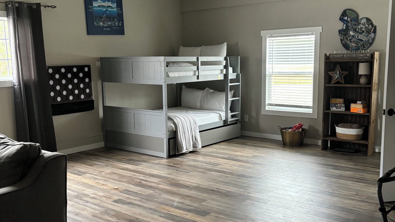 Photo of Bedroom in Athol