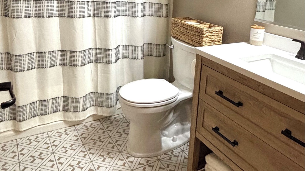 Photo of Bathroom in Athol