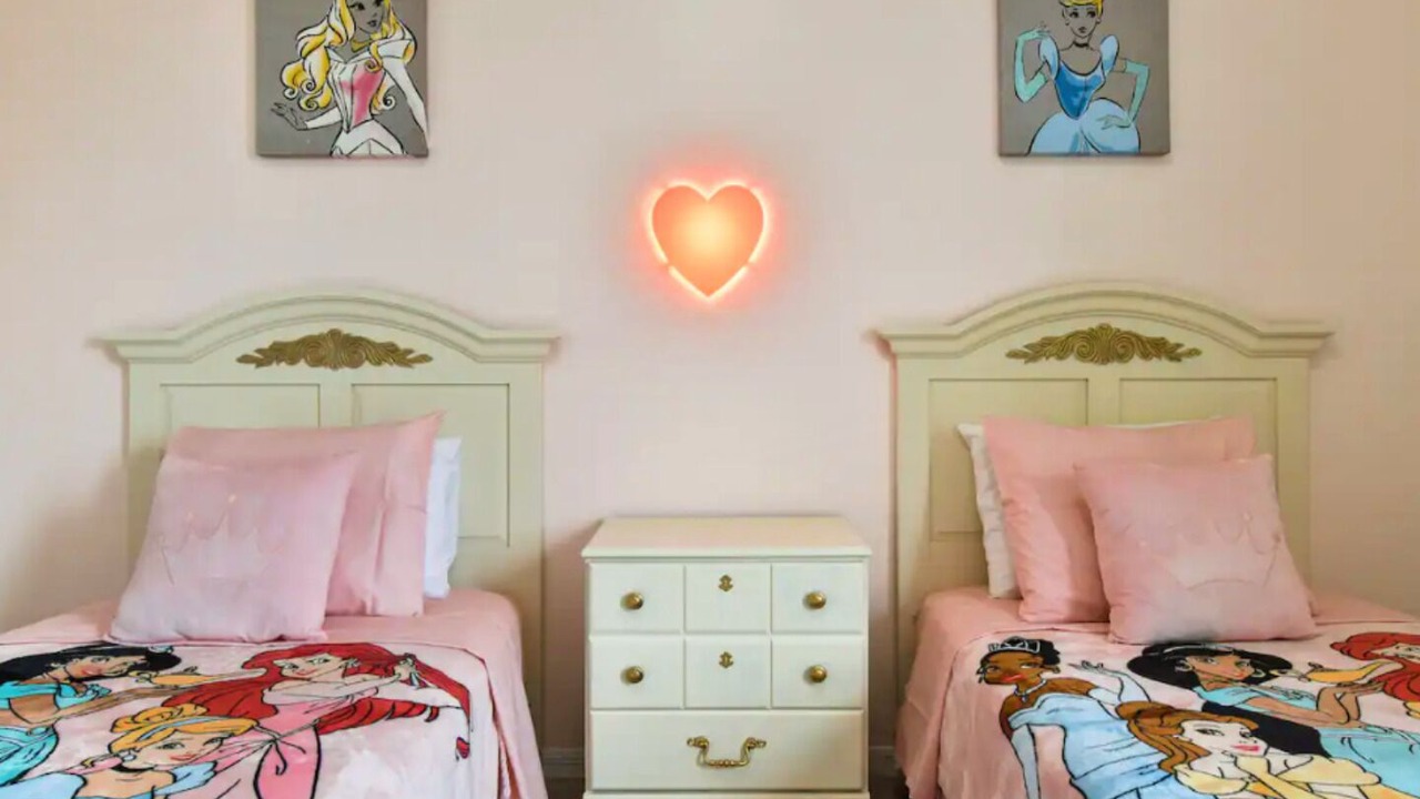 Photo of Bedroom in Hillcrest Estates