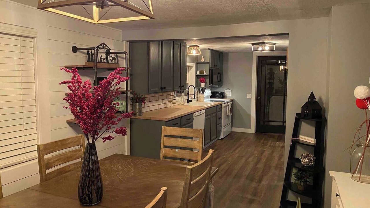 Photo of Livingroom in Butler