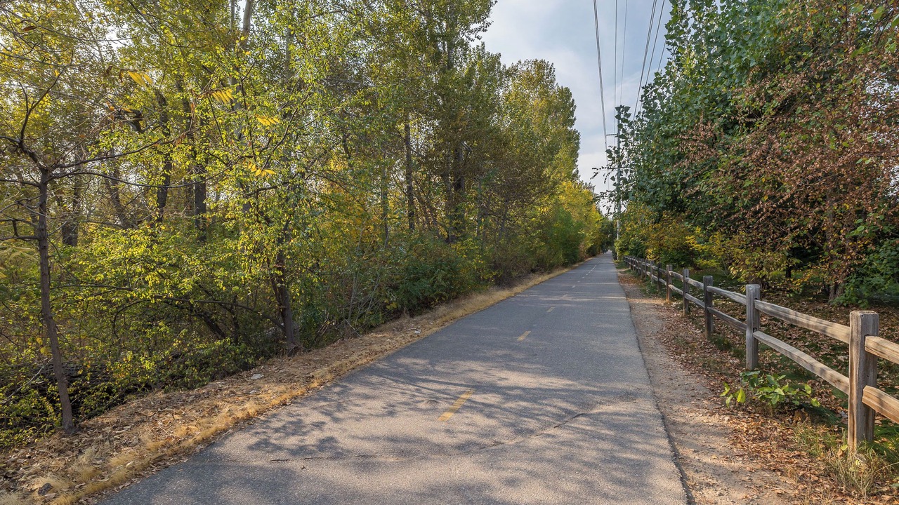 Photo of Others in East End