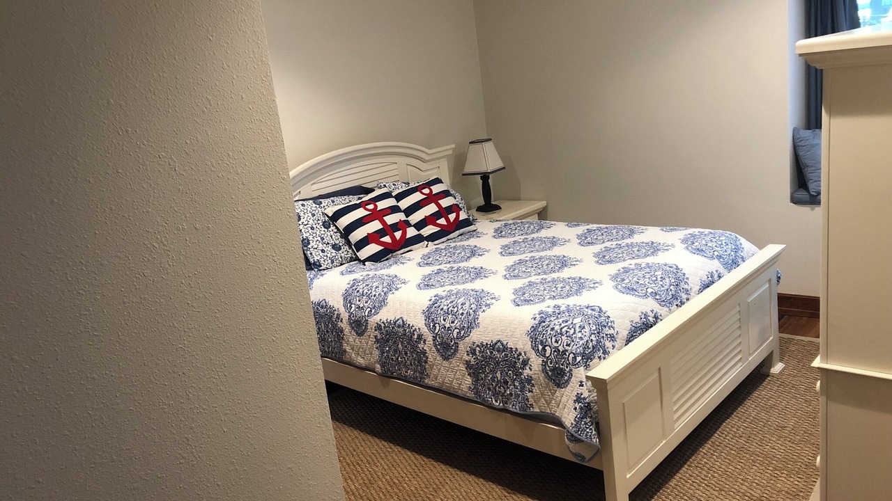 Photo of Bedroom in Spirit Lake