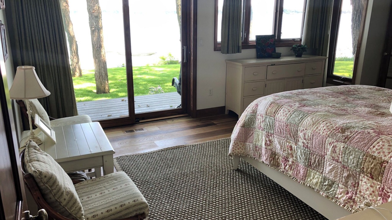 Photo of Bedroom in Spirit Lake