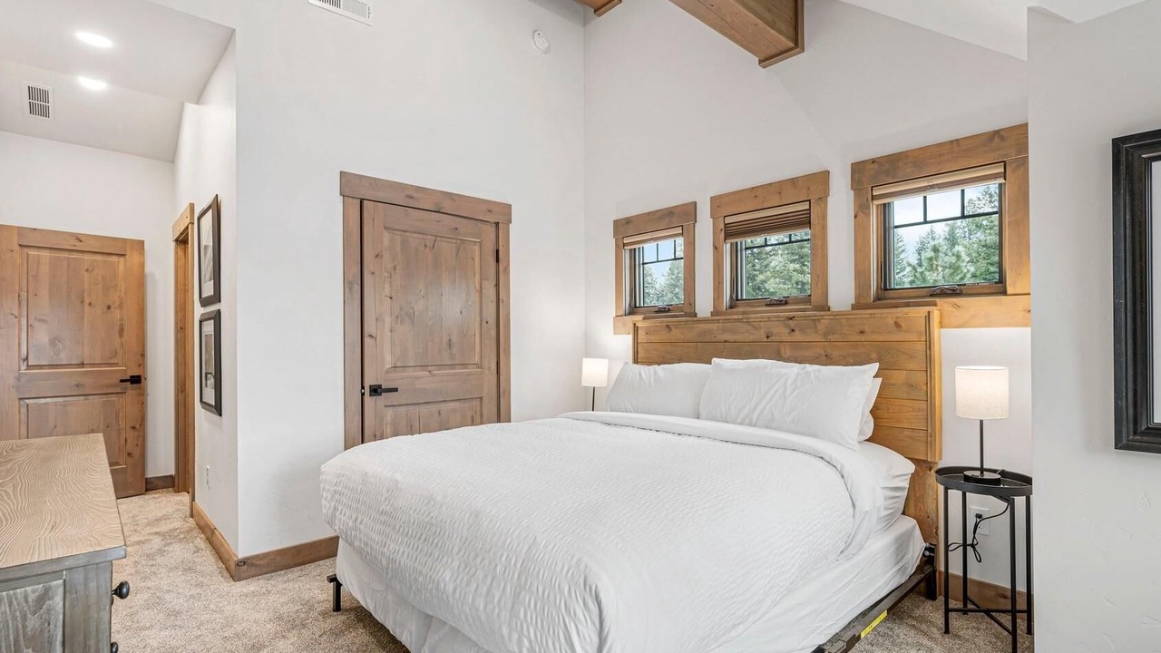 Photo of Bedroom in Tamarack Resort