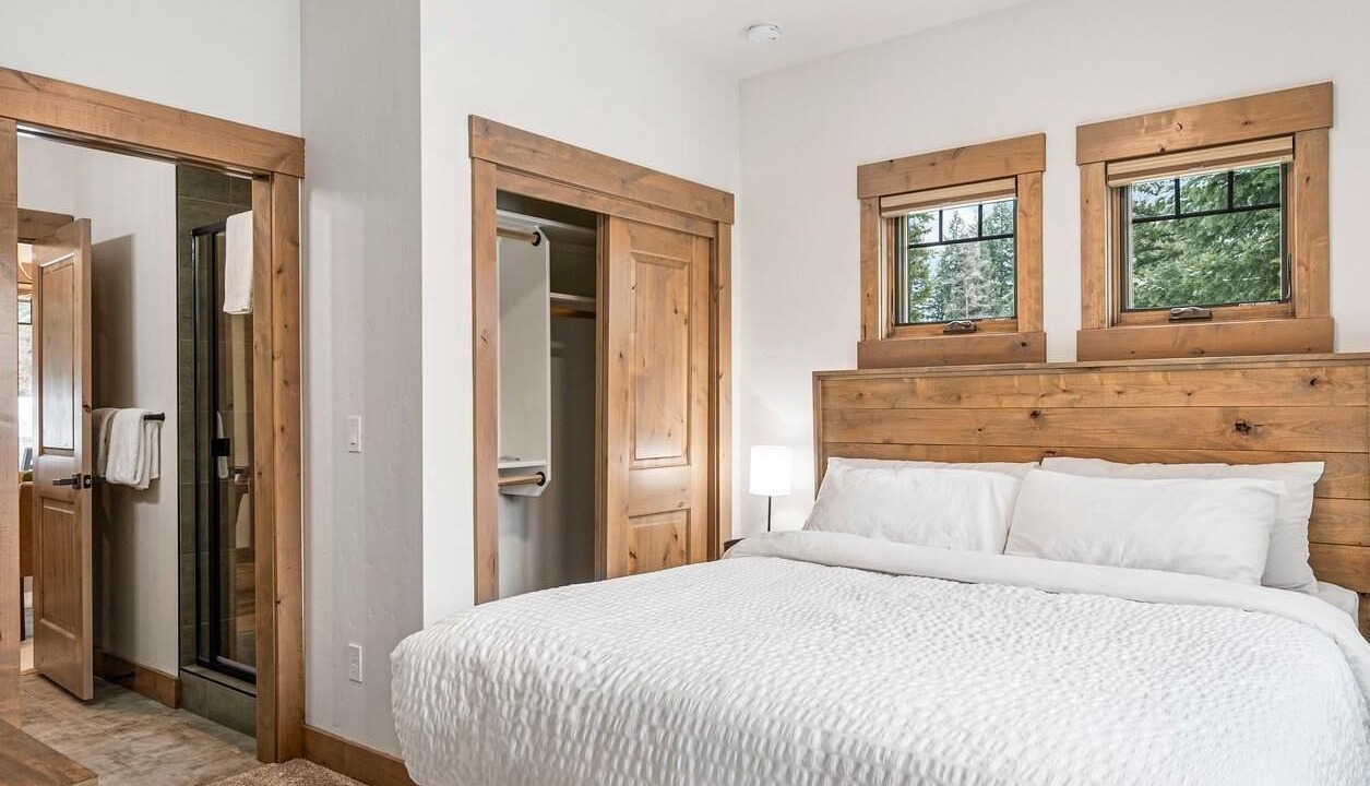 Photo of Bedroom in Tamarack Resort