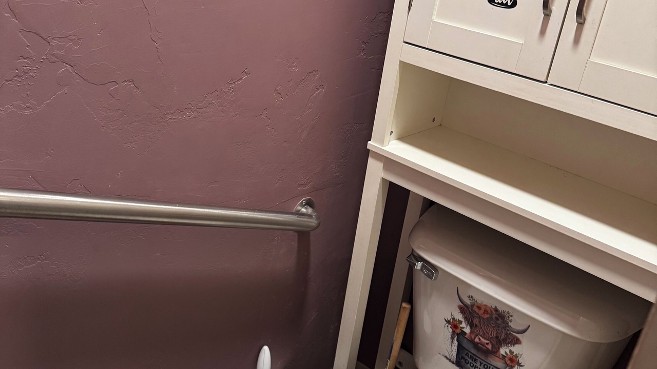 Photo of Bathroom in Powell