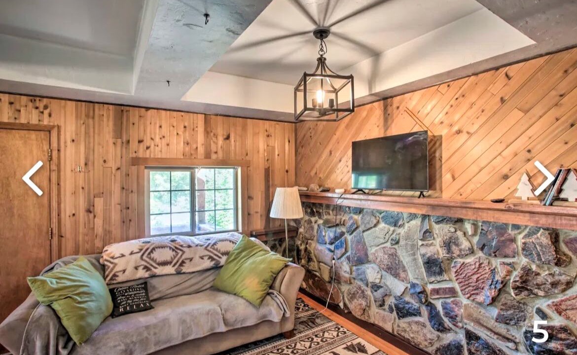 Photo of Livingroom in Kellogg
