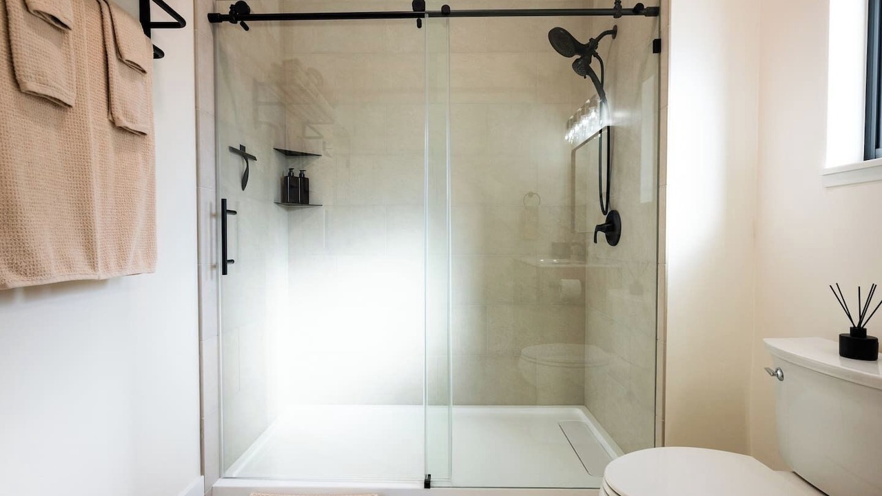 Photo of Bathroom in Lakeside