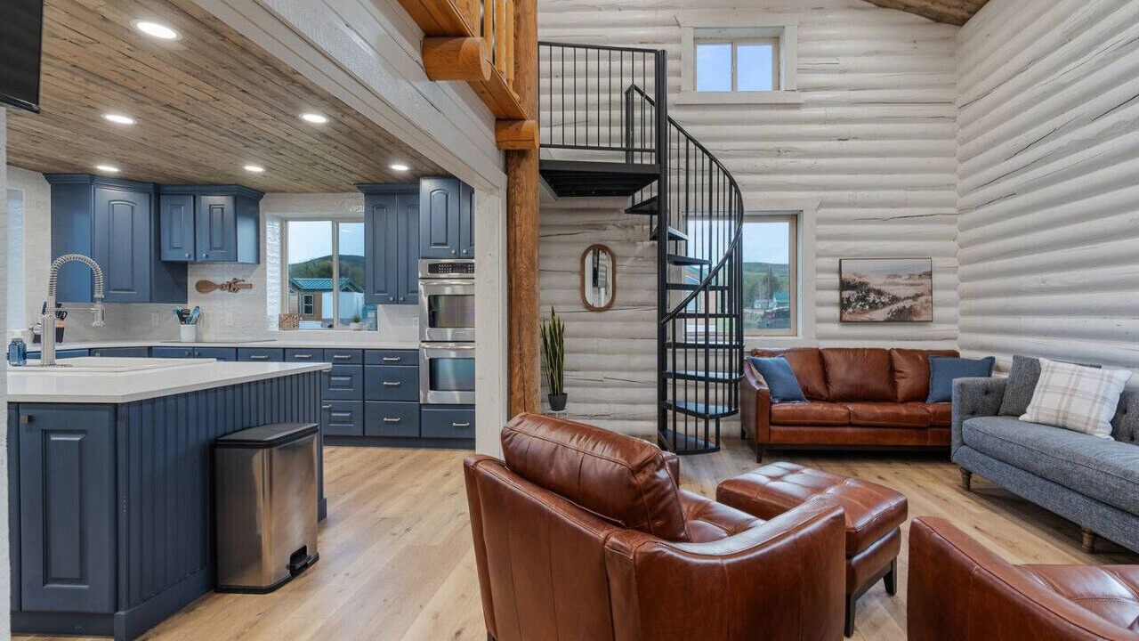 Photo of Livingroom in St. Charles