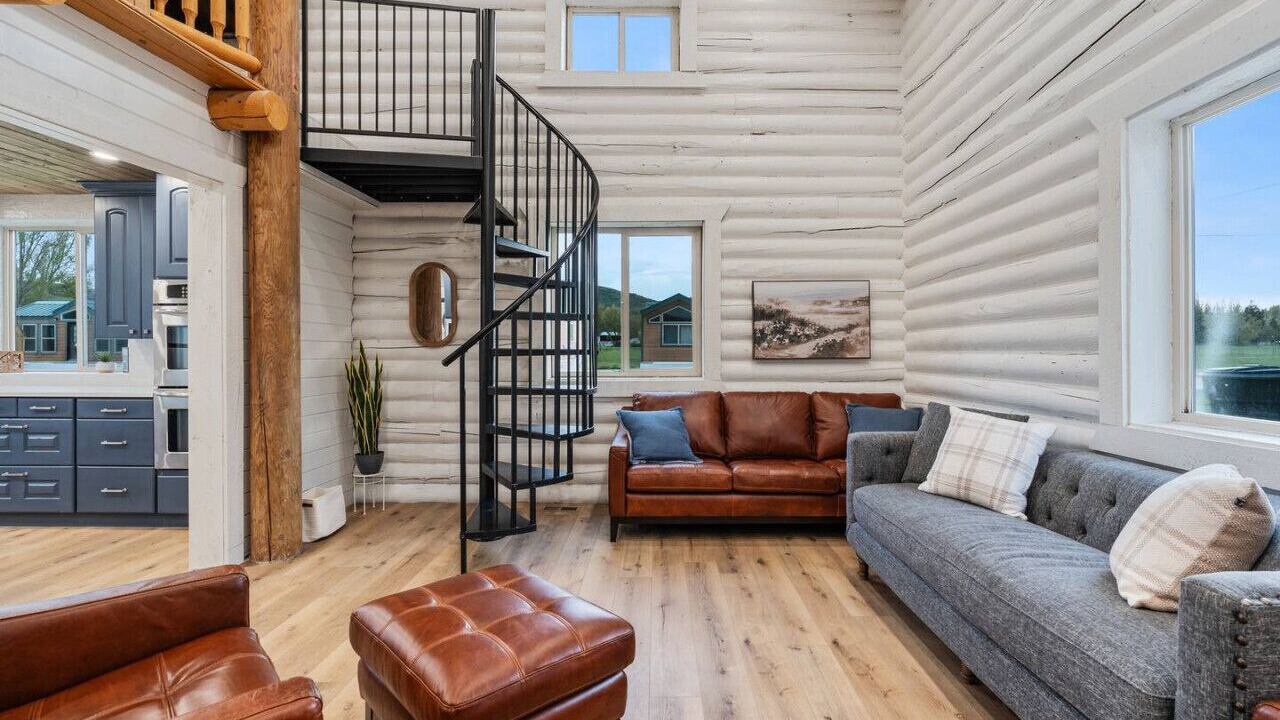Photo of Livingroom in St. Charles