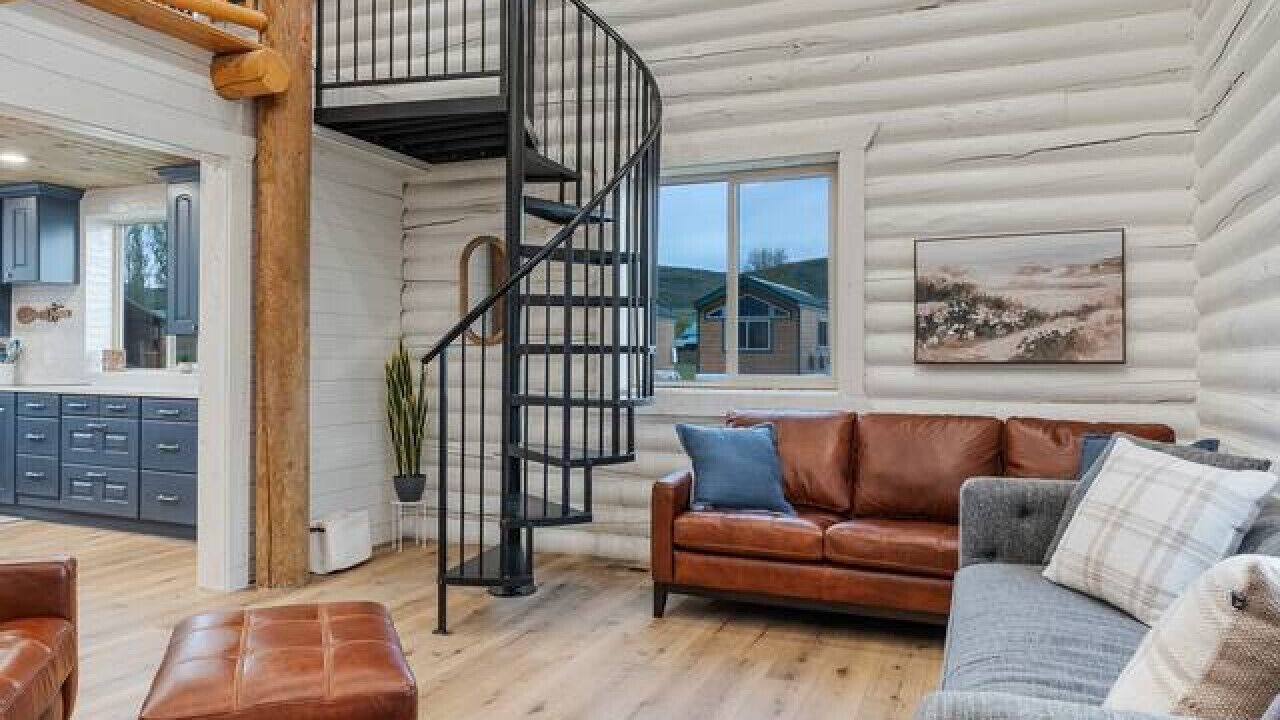 Photo of Livingroom in St. Charles