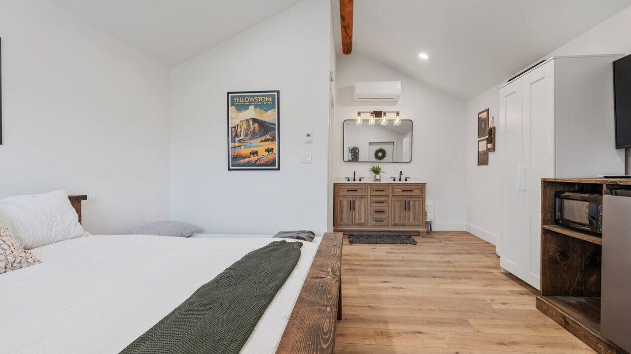Photo of Bedroom in St. Charles