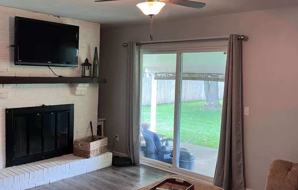 Photo of Livingroom in Mentor