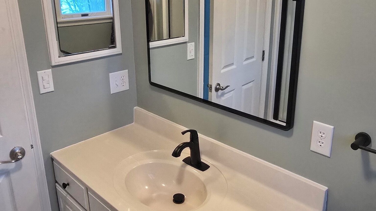 Photo of Bathroom in Treasure Lake