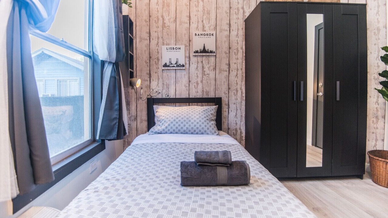 Photo of Bedroom in Downtown Los Angeles