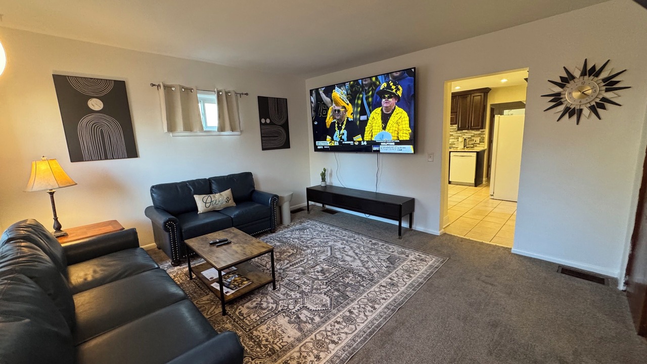 Photo of Livingroom in Lakewood