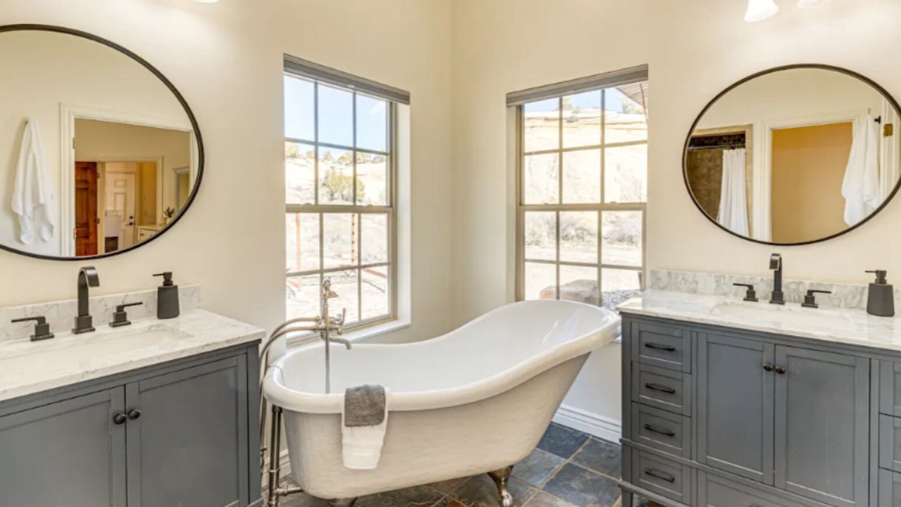 Photo of Bathroom in Lapoint