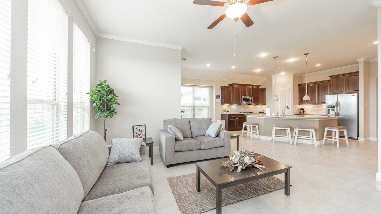 Photo of Livingroom in Cypress