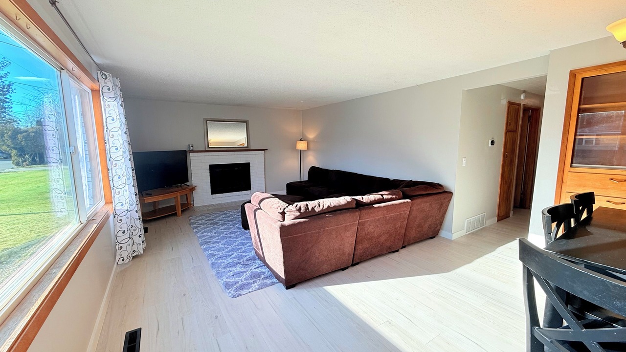 Photo of Livingroom in Veradale