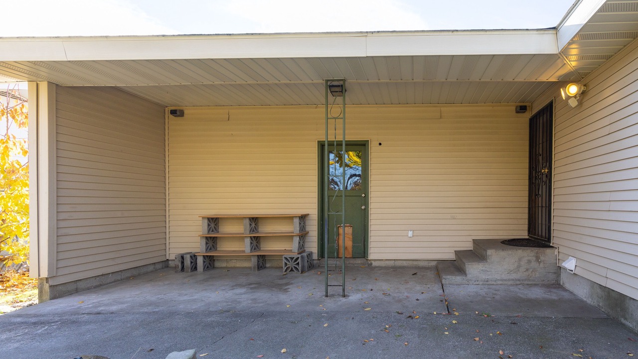 Photo of Patio Balcony in Veradale