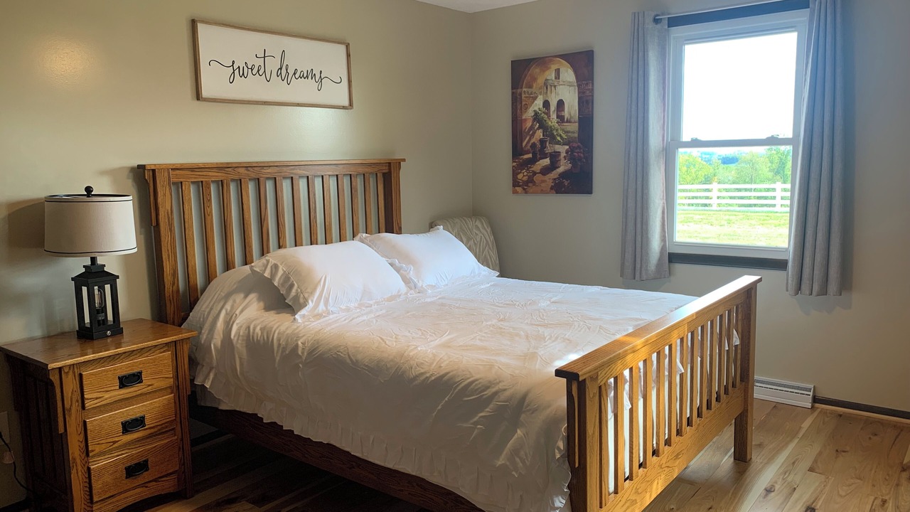 Photo of Bedroom in Millersburg