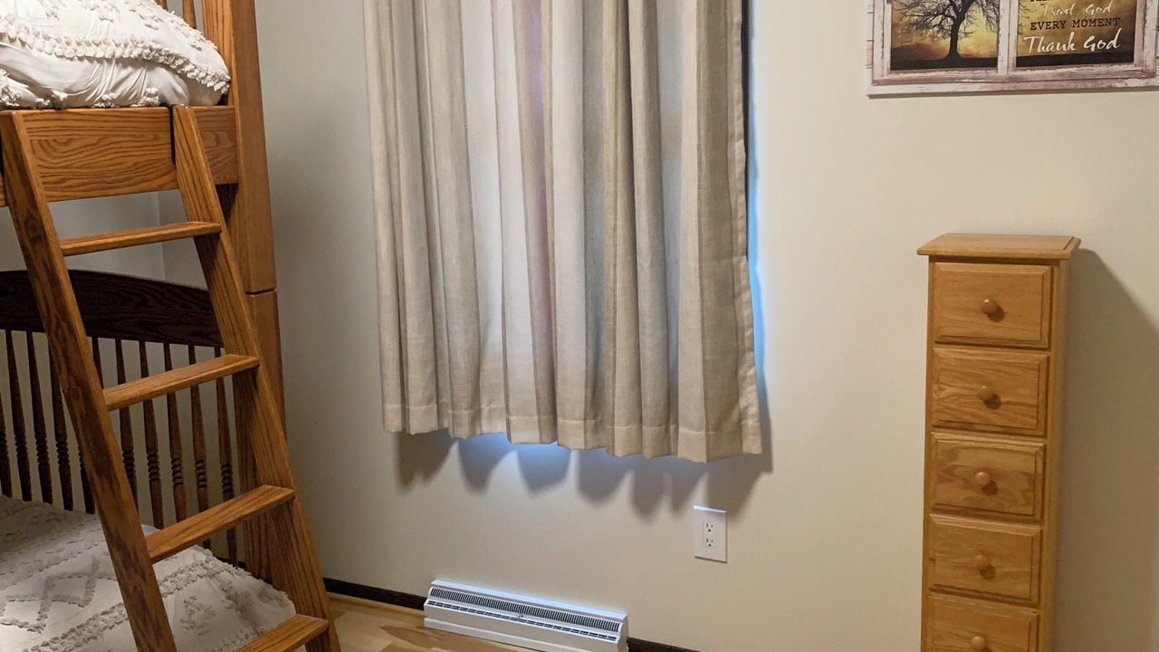 Photo of Bedroom in Millersburg