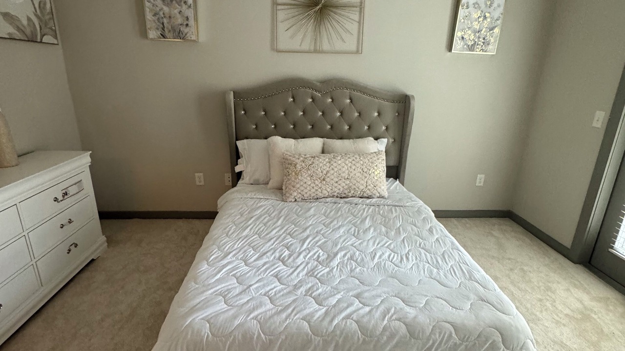 Photo of Bedroom in Uptown