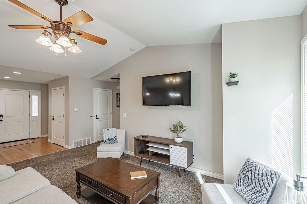 Photo of Livingroom in Idaho Falls