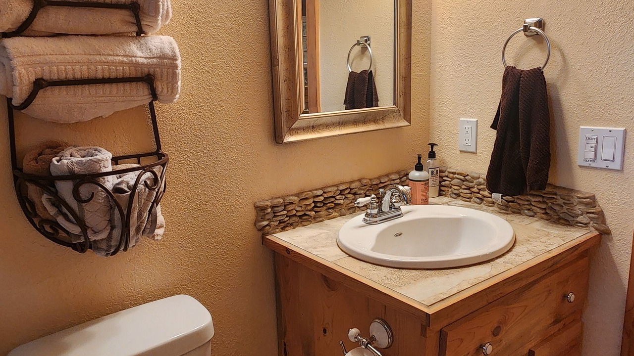 Photo of Bathroom in Saddlestring