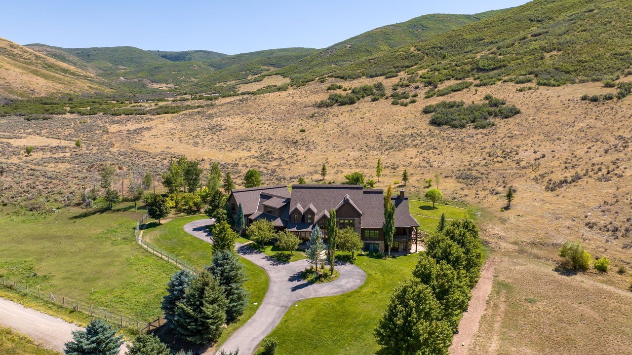 Photo of Outdoor in Daniel