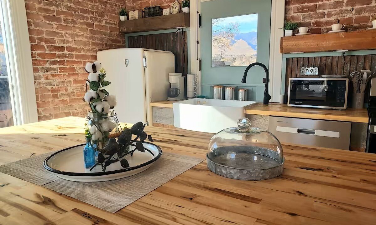 Photo of Kitchen in Salmon