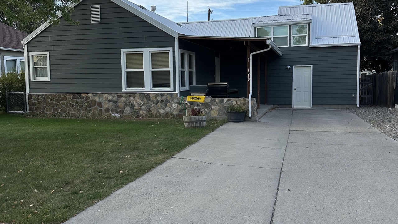 Photo of Outdoor in Central - Terry