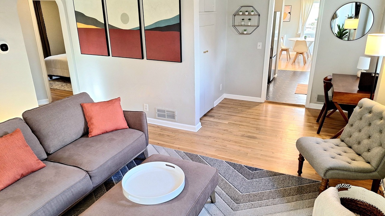 Photo of Livingroom in Veterans Park