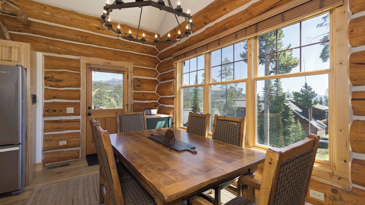 Photo of Bedroom in Powder Ridge