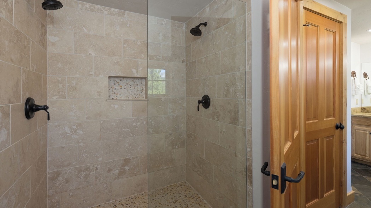 Photo of Bathroom in Powder Ridge