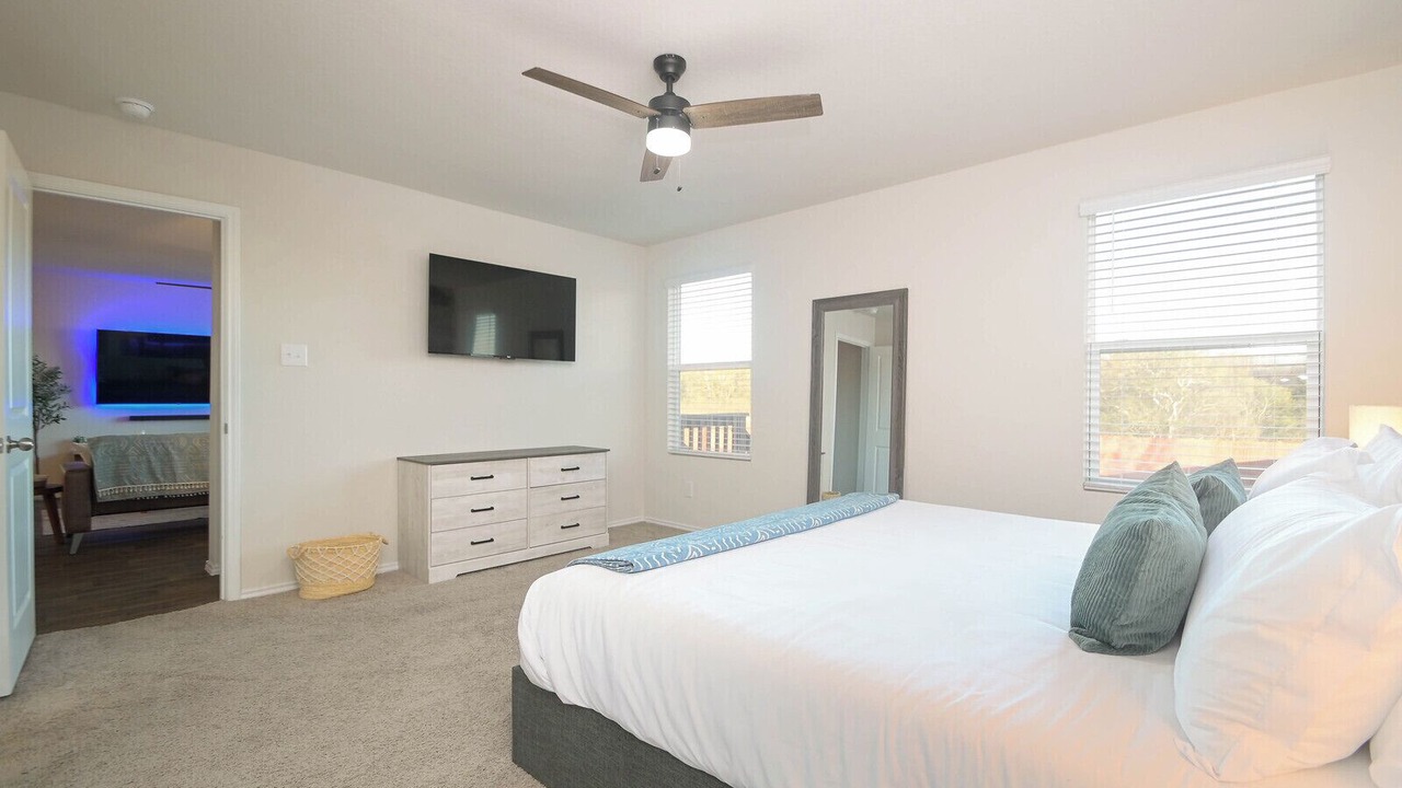 Photo of Bedroom in Medina Valley