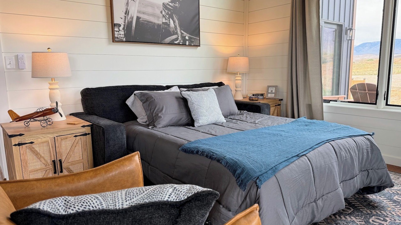 Photo of Bedroom in Shell