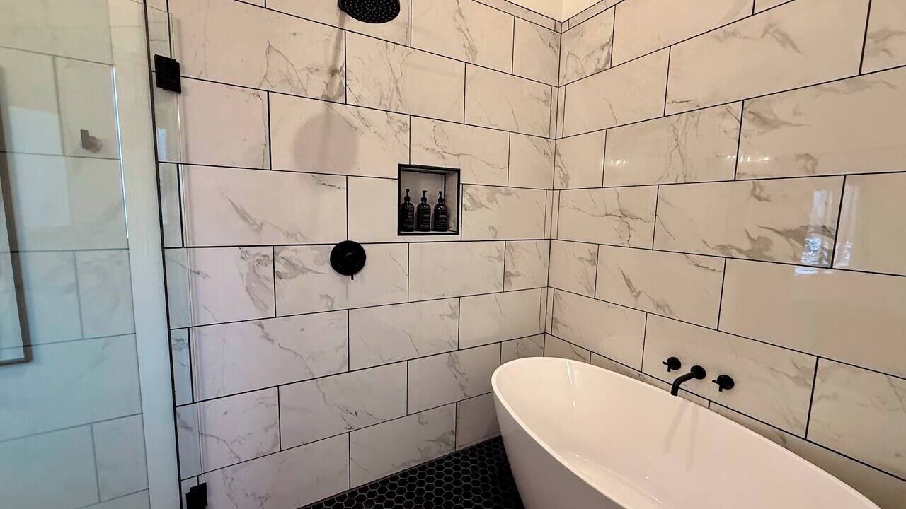 Photo of Bedroom in Shell
