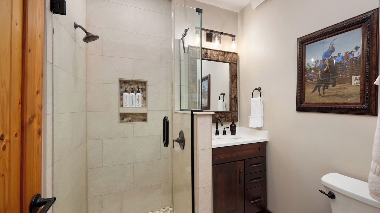 Photo of Bathroom in Emigrant