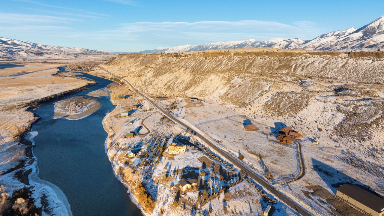 Photo of Outdoor in Emigrant