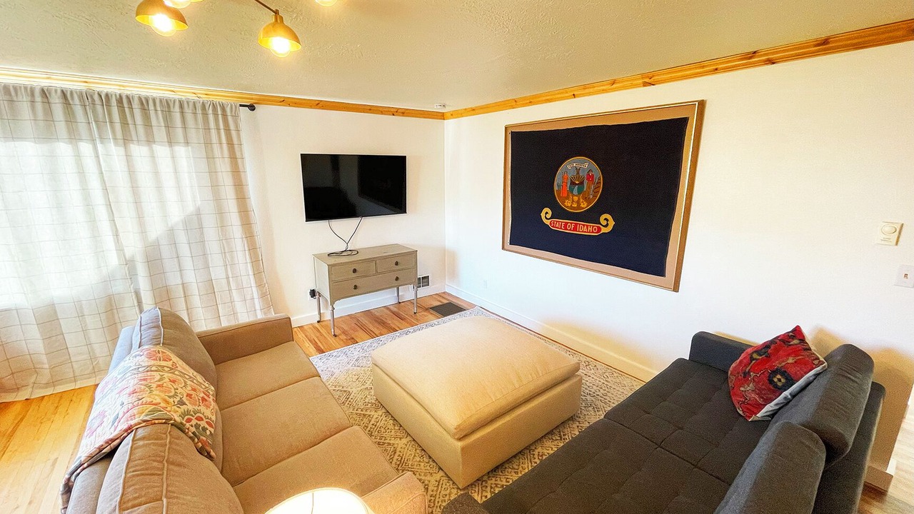 Photo of Livingroom in Ashton