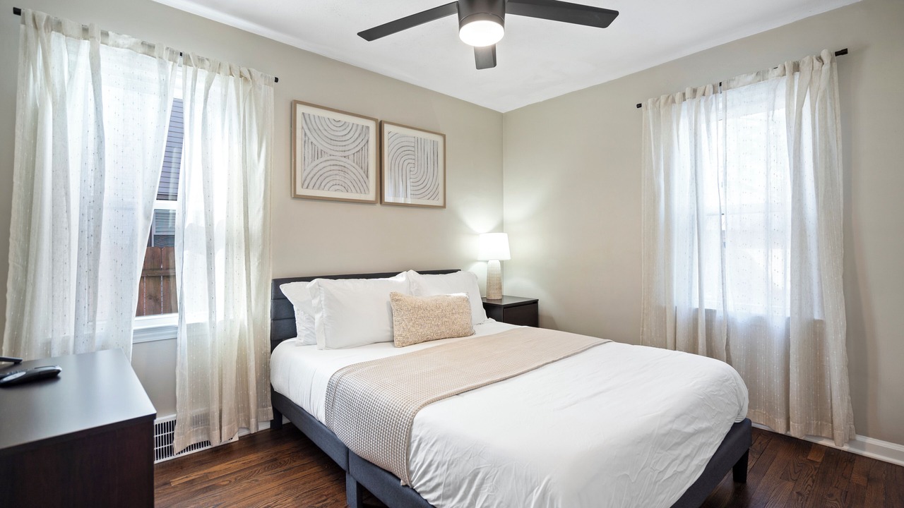 Photo of Bedroom in Clawson